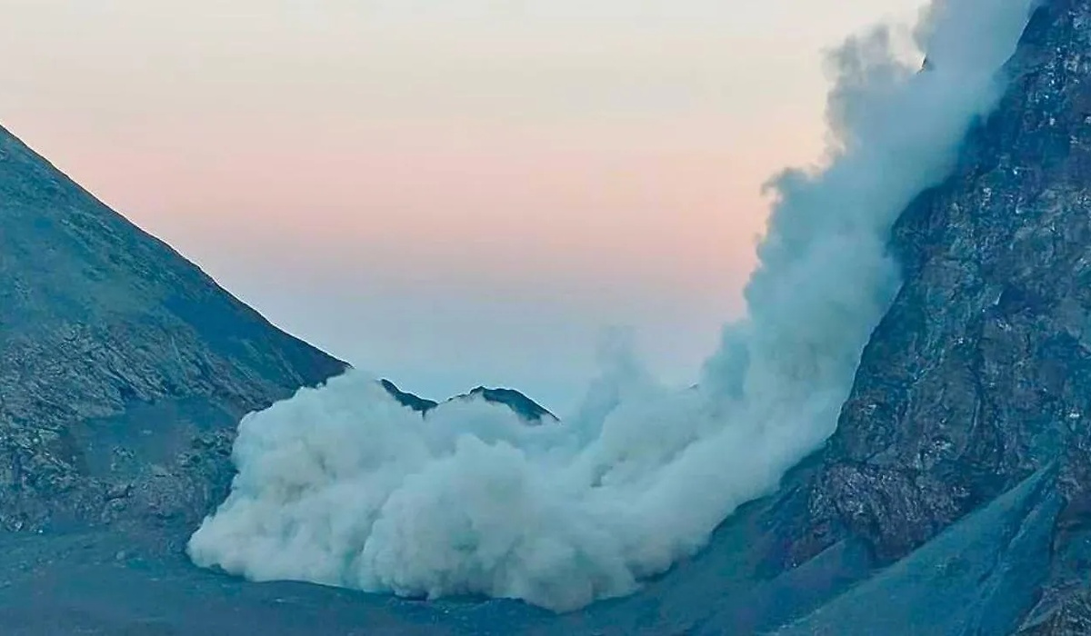 monviso enorme frana si stacca dal versante nord est si cerca un escursionista da Urbanpost.it monviso enorme frana si stacca dal versante nord est si cerca un escursionista