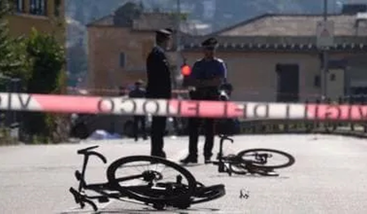Via Aurelia a Bogliasco, dove un’auto ha travolto due ciclisti causando due morti