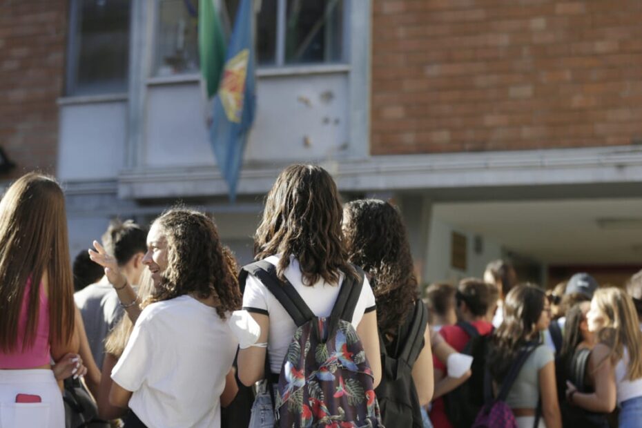Caldo estremo e aule roventi, l’appello dei medici dell’ambiente per rinviare l’apertura delle scuole al Sud