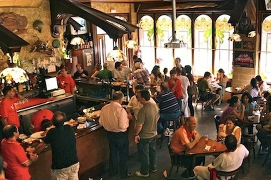 In dieci anni sono spariti oltre 20mila bar in Italia, sostituiti da ristoranti e take away
