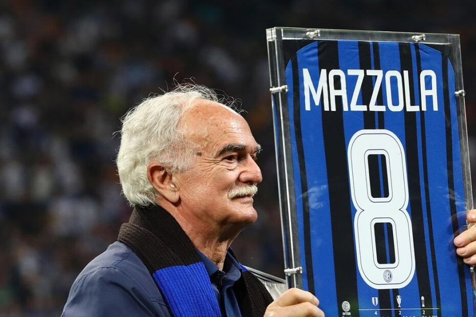 Sandro Mazzola, storica bandiera dell’Inter e simbolo della Grande Inter, è morto a 83 anni