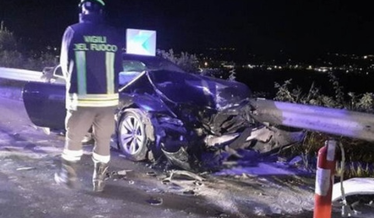 La strada Mazzanese a Nepi, teatro dell’incidente in cui è morta una 17enne