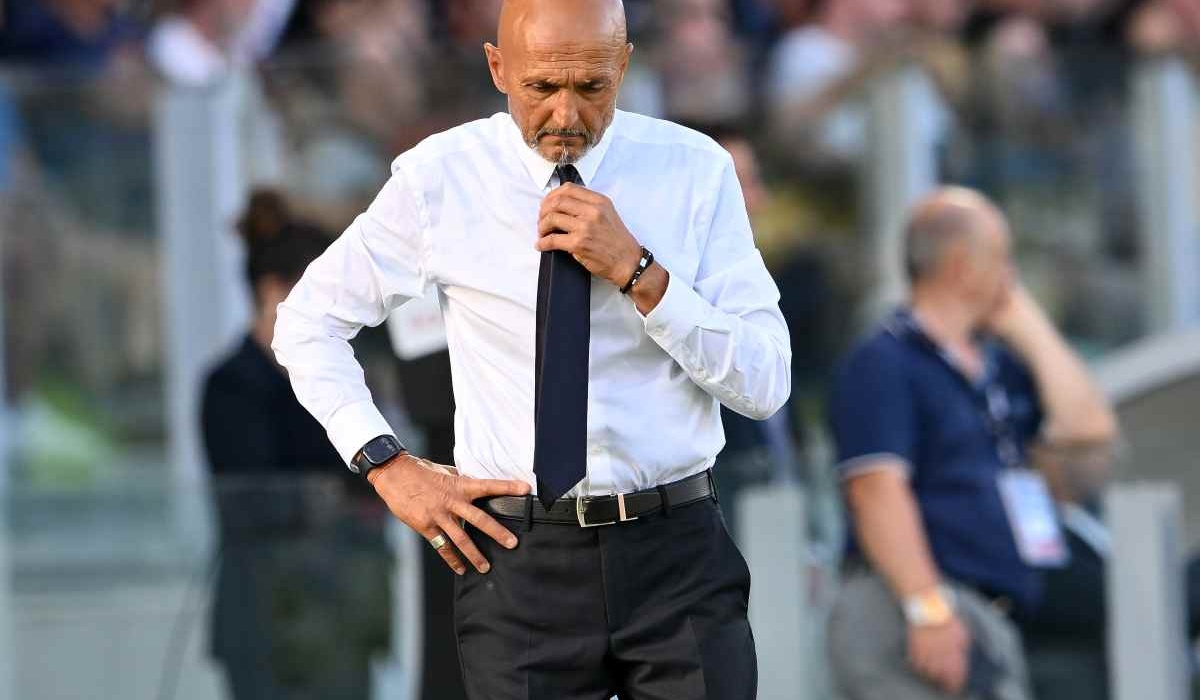 juve tegola kolo muani si 232 fratturato un dito della mano oggi l8217operazione da Urbanpost.it juve tegola kolo muani si 232 fratturato un dito della mano oggi l8217operazione