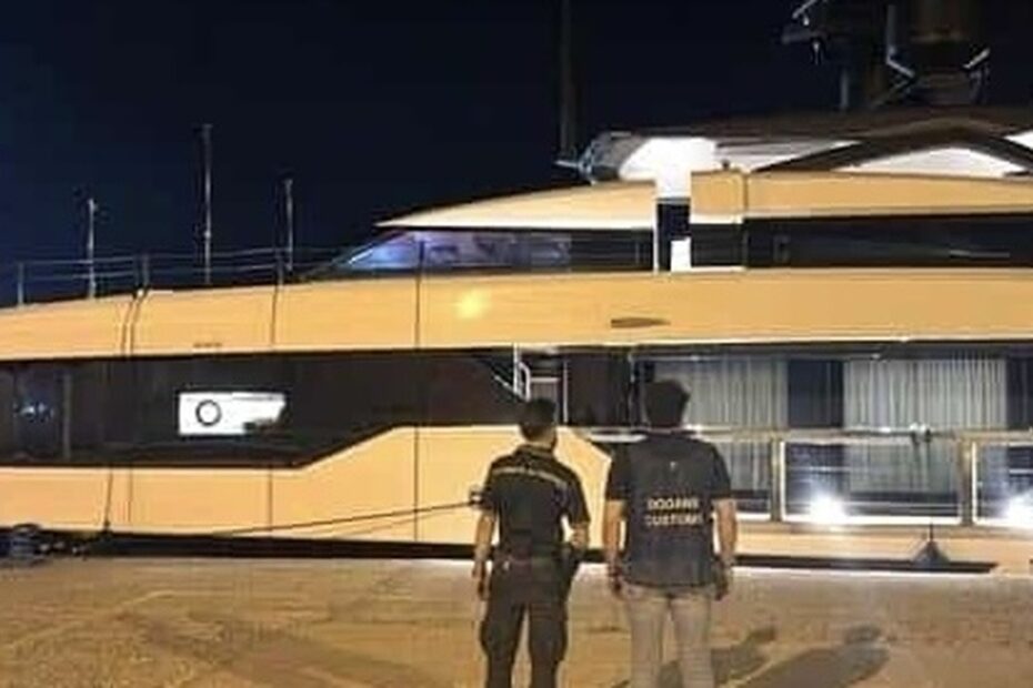 Lo yacht di lusso da 10 milioni di euro sequestrato nel porto delle Grazie di Roccella Jonica