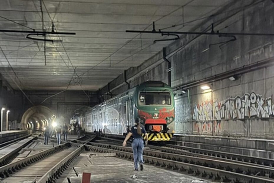 Maggianico, nel Lecchese, teatro dello scontro tra un treno merci e un mezzo di lavoro