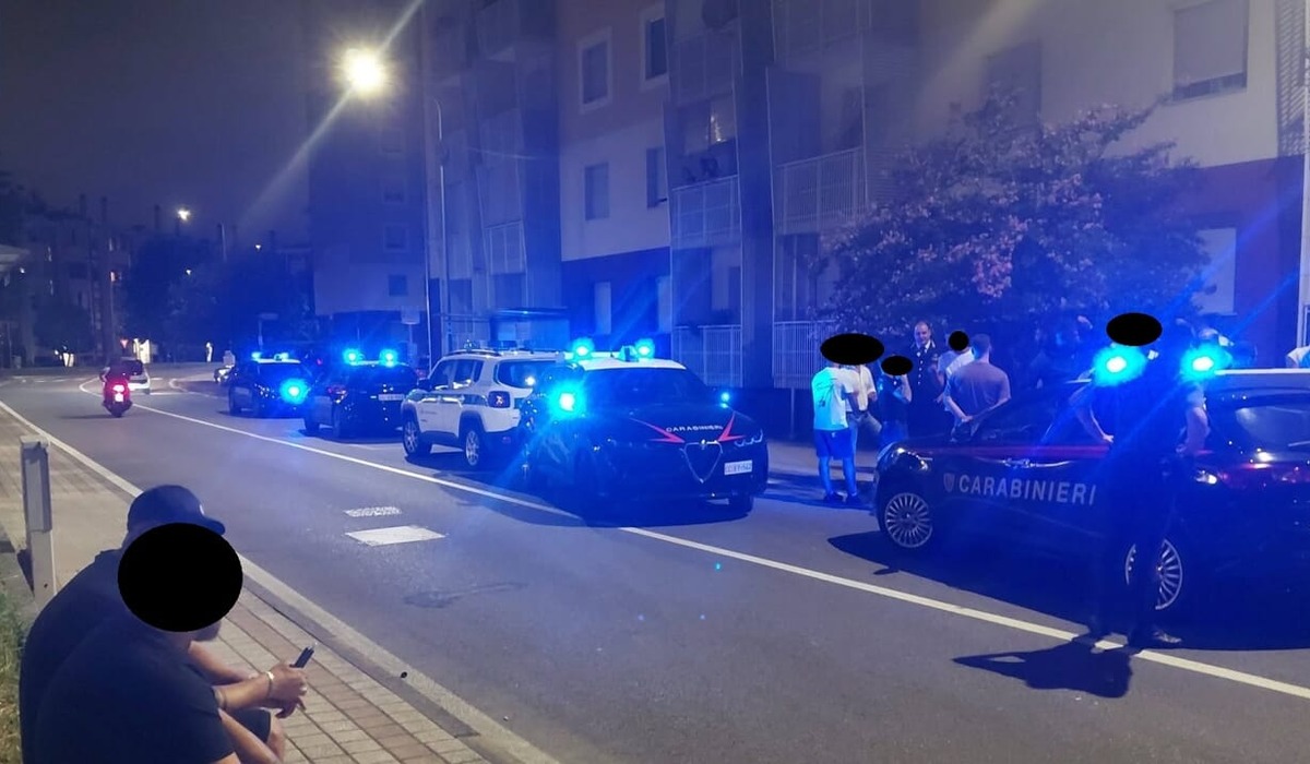 ronde e tensioni a rozzano due indagati cosa rischiano ora da Urbanpost.it ronde e tensioni a rozzano due indagati cosa rischiano ora