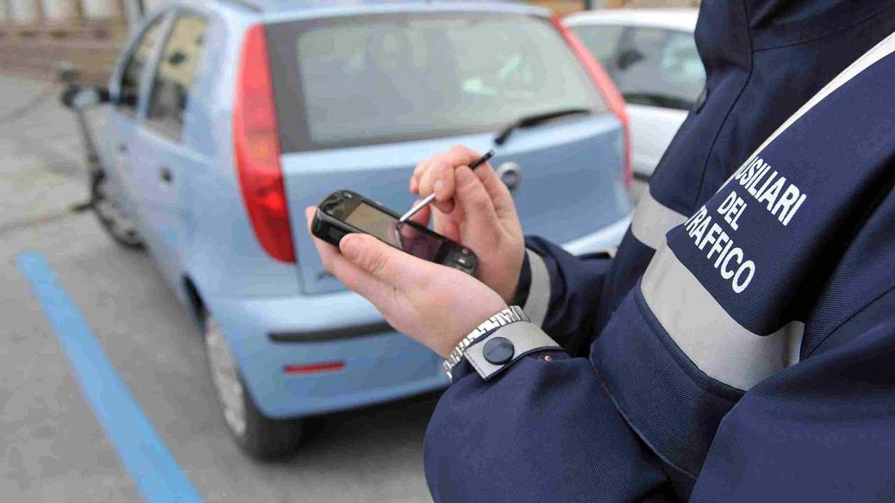 nuovo codice della strada cosa cambia per le multe importi pi249 bassi sanzione in base ai km h di sforamento e 21 fasce al posto di 82 in vigore dal 1176 gennaio 2028 da Urbanpost.it nuovo codice della strada cosa cambia per le multe importi pi249 bassi sanzione in base ai km h di sforamento e 21 fasce al posto di 82 in vigore dal 1176 gennaio 2028