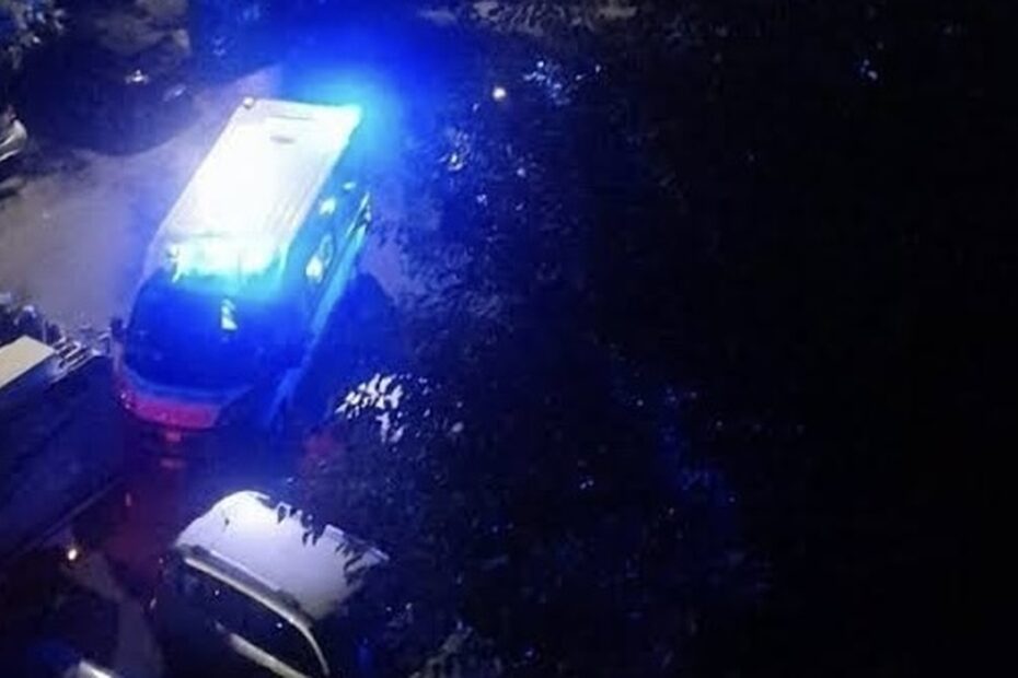 Via Filottrano, nel quartiere San Basilio di Roma, dove una bomba carta è esplosa nel cortile di un condominio