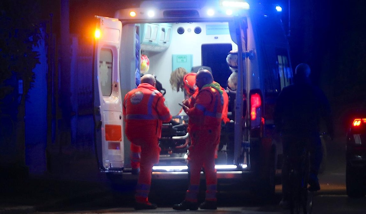 cologno monzese notte di paura quindici incappucciati armati di machete e pistola due giovani feriti da Urbanpost.it cologno monzese notte di paura quindici incappucciati armati di machete e pistola due giovani feriti