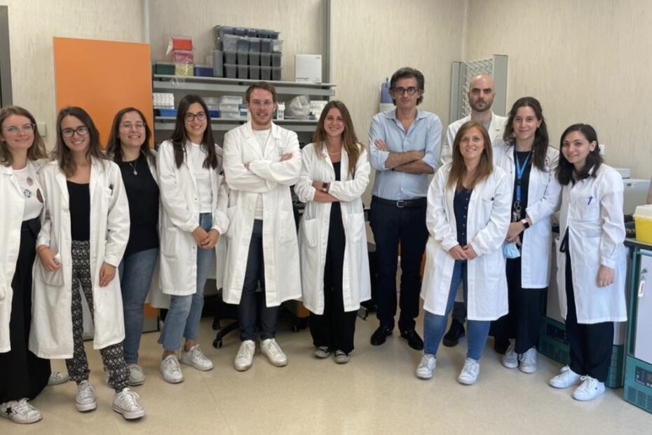 Un laboratorio di ematologia dell'Università di Parma, dove due studi sulle leucemie acute puntano a terapie su misura per ogni paziente