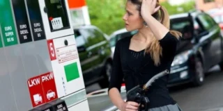 Nuove accise, "stangata" sul diesel: verrà tassato come la benzina