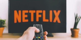 Nuovo aumento dei prezzi di Netflix: i rincari per ciascun piano