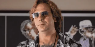 Recensione nuovo film di Checco Zalone: Buen Camino divide pubblico e critica