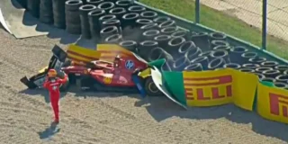Charles Leclerc distrugge la Ferrari a Monza, bandiera rossa al secondo giro