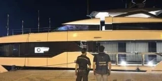 Lo yacht di lusso da 10 milioni di euro sequestrato nel porto delle Grazie di Roccella Jonica