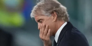 Giacomo Raspadori lascia il ritiro della Nazionale italiana a Coverciano per un problema alla coscia
