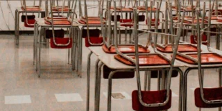 Studenti in classe: il 2 novembre 2026 le scuole restano chiuse in diverse regioni per la Commemorazione dei defunti