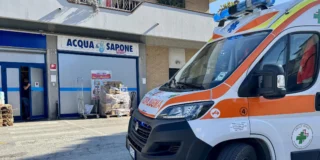 Il parcheggio della stazione di Porta Nuova a Pescara, dove un uomo è stato ferito al collo con il coccio di una bottiglia al culmine di una lite